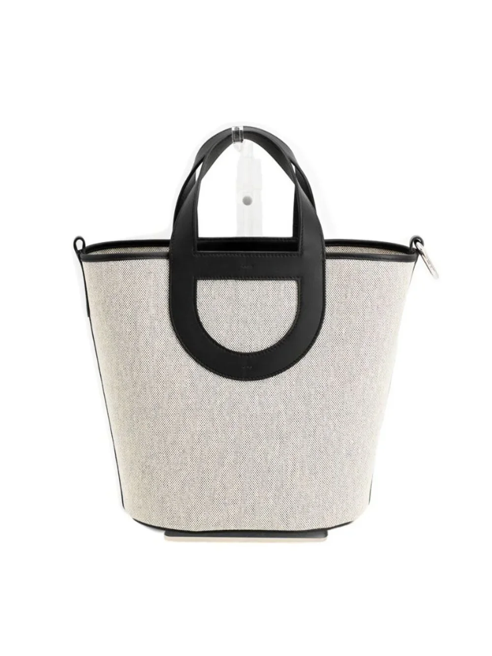 Hermes Handbag in the Loop 18